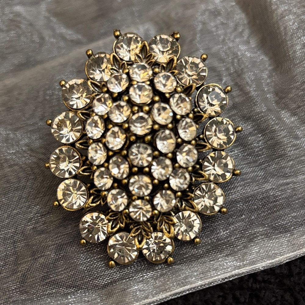 Elegant Gold and Silver Crystal Stretch Ring